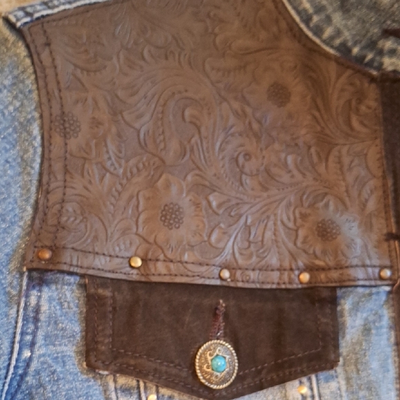 DG2 by Diane Gilman Blue and Brown Denim Jacket. Excellent Condion NWT Size XS - Picture 11 of 15